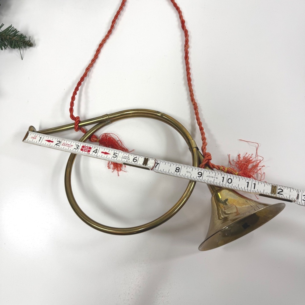 Vintage Brass French Horn Christmas Medium Brass Instrument Wreath decor 12.5in - Picture 4 of 9